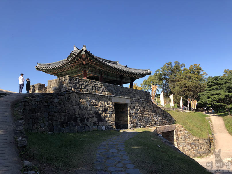 [뚜벅이 여행기4] 공주 공산성 – 백제의 난공불락 두 번째 수도 – 주차장 입장료 정보