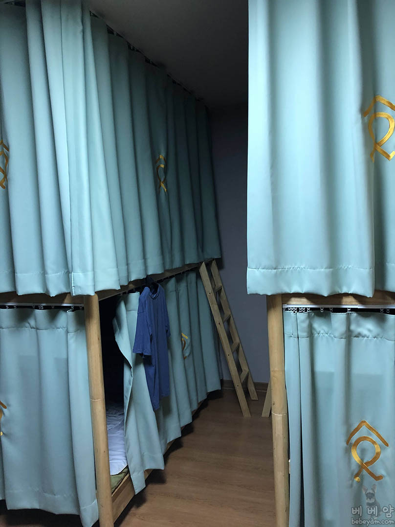 [뚜벅이 여행기48] 제주 미소게스트하우스 후기 – 시내 접근성 짱짱 동문시장 용두암 인근