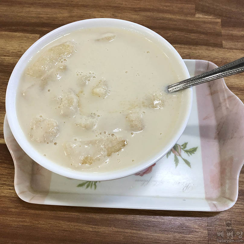 [뚜벅이 여행기66] 마산 맛집 댓거리콩국 콩국!! – 달달한 콩국에 찹쌀 도넛 풍덩!!